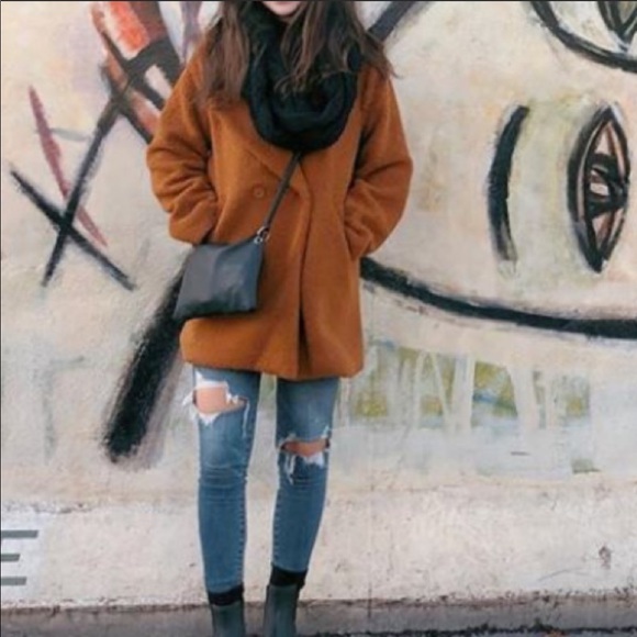 Fluffy brown coat - double breasted buttons - Picture 6 of 6